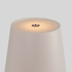 lampara-de-mesa-portatil-laura-ip54-con-bateria-cct-y-dim-touch (3)